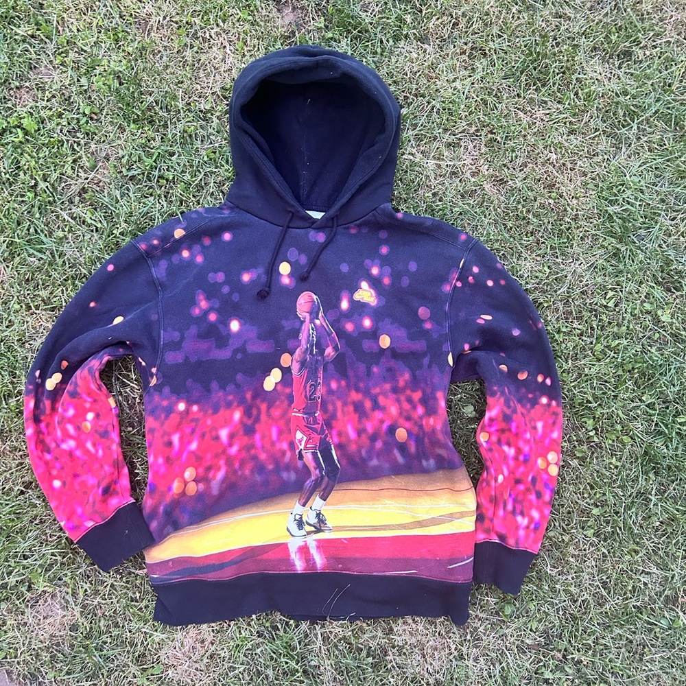 MIcheal Jordan Vibrant Graphic Hoodie with Basketball Design